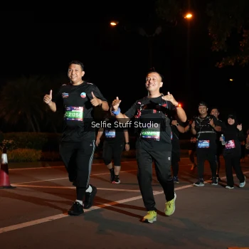 Runner Photo 3563195