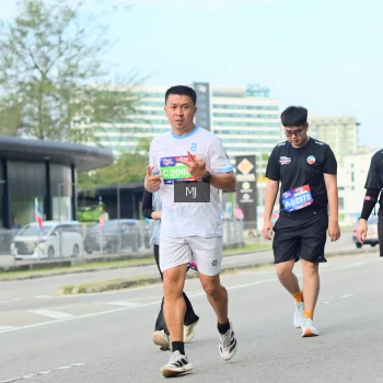 Runner Photo 3563270