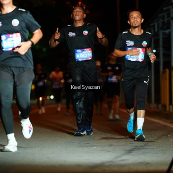 Runner Photo 3563273