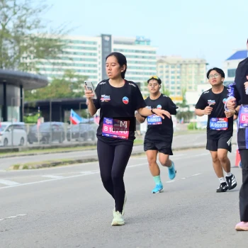 Runner Photo 3563345