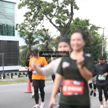 Runner Photo 3563363