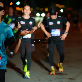 Runner Photo 3563565
