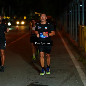 Runner Photo 3563653