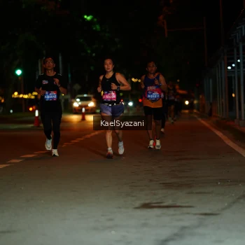 Runner Photo 3563775