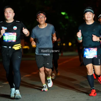 Runner Photo 3564150