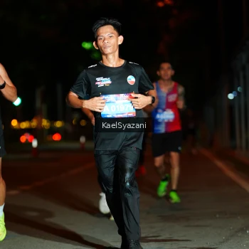 Runner Photo 3564389