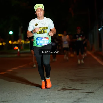 Runner Photo 3564421