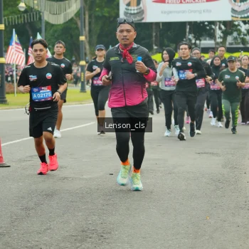 Runner Photo 3564423
