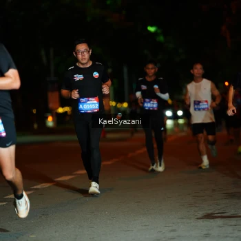 Runner Photo 3564437