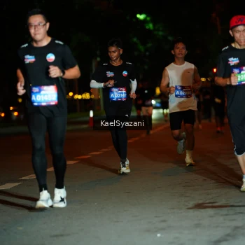 Runner Photo 3564452