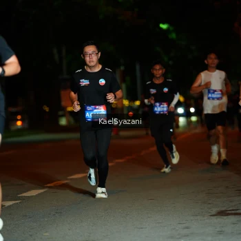 Runner Photo 3564456