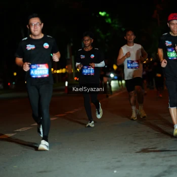Runner Photo 3564463