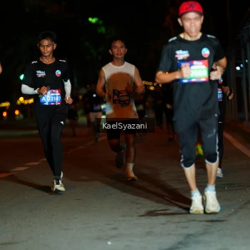 Runner Photo 3564475