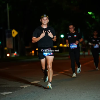 Runner Photo 3564510