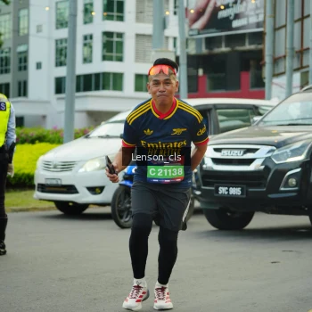 Runner Photo 3564543