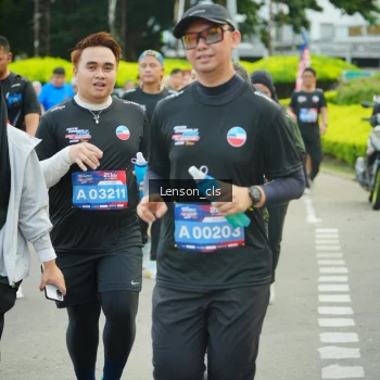 Runner Photo 3564585