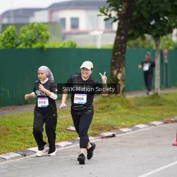 Runner Photo 3564662