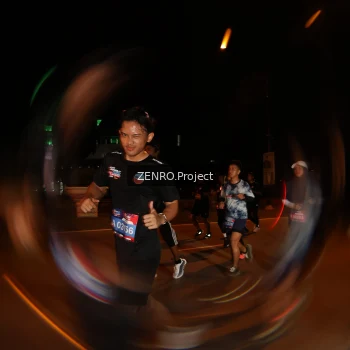 Runner Photo 3564673