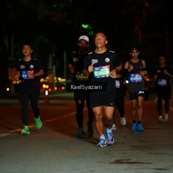 Runner Photo 3564702