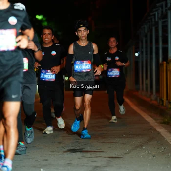 Runner Photo 3564725
