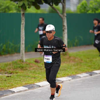 Runner Photo 3564730