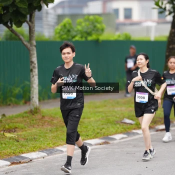 Runner Photo 3564735