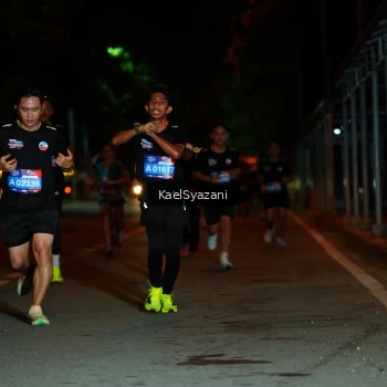 Runner Photo 3564750