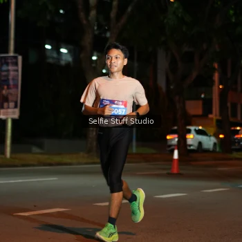 Runner Photo 3564769