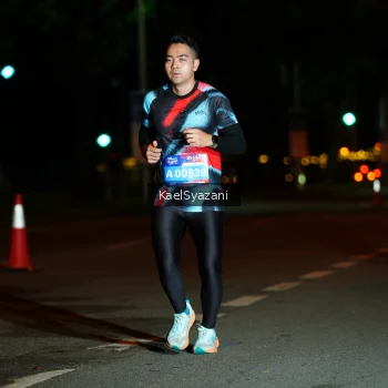 Runner Photo 3564779