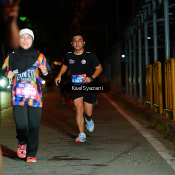 Runner Photo 3564795