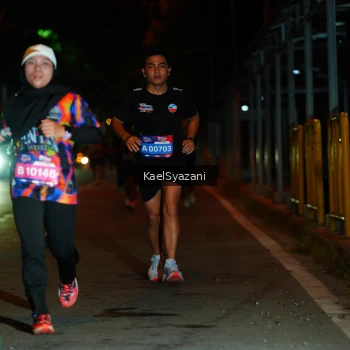 Runner Photo 3564797