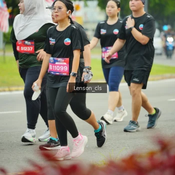 Runner Photo 3565093