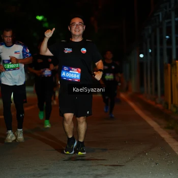 Runner Photo 3565173