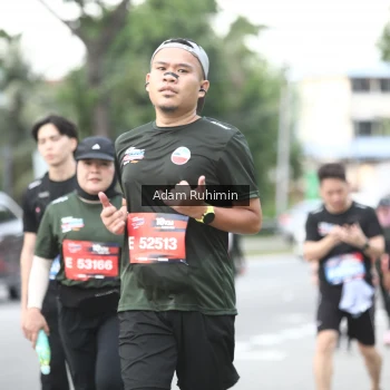 Runner Photo 3565313