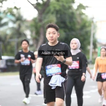 Runner Photo 3565369