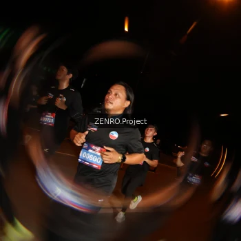 Runner Photo 3565429