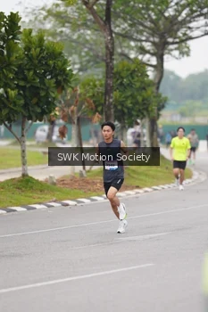 Runner Photo 3565435
