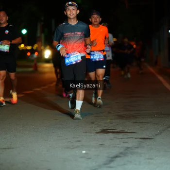 Runner Photo 3565545