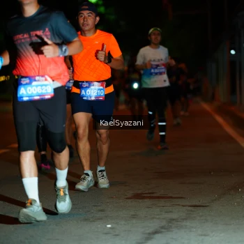 Runner Photo 3565555
