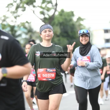 Runner Photo 3565565