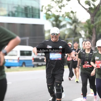 Runner Photo 3565754