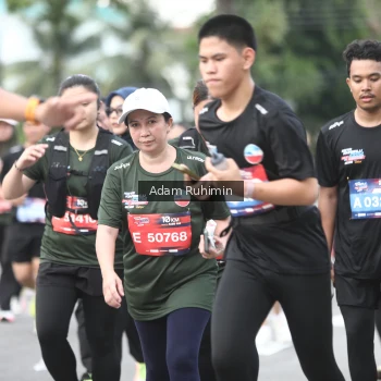 Runner Photo 3565768