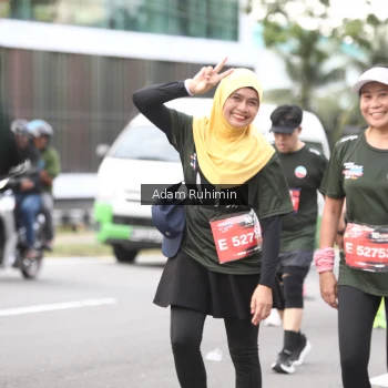 Runner Photo 3565866