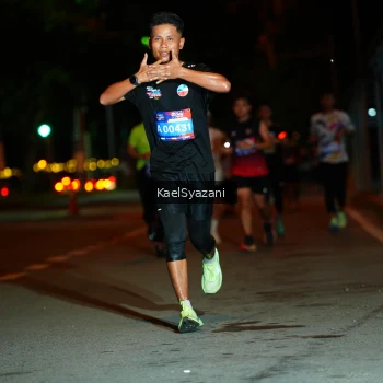 Runner Photo 3565922