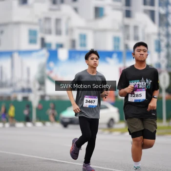 Runner Photo 3565968