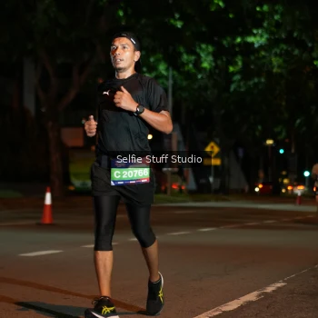 Runner Photo 3565973