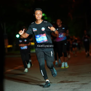 Runner Photo 3565974