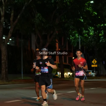 Runner Photo 3565980