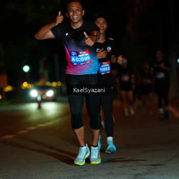 Runner Photo 3565990