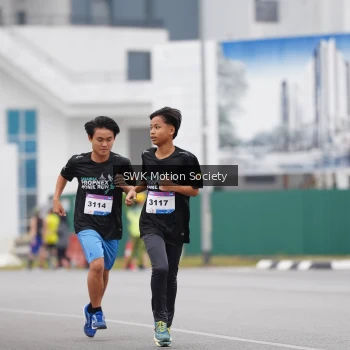 Runner Photo 3565991